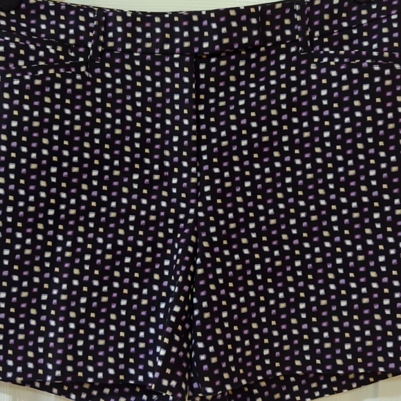 EUC WHITE HOUSE BLACK MARKET WOMEN'S THE 5" SHORT SZ 8 - Picture 3 of 7